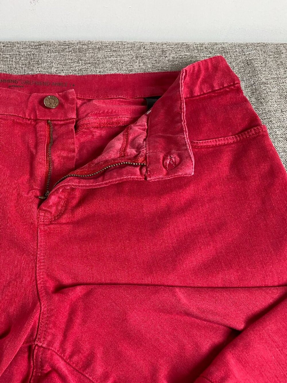 Chico's SLIMMING Girlfriend Ankle Jeans Women's 3 (US 16) High Rise Red Casual - Picture 4 of 16